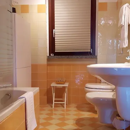 Douglas House Varese