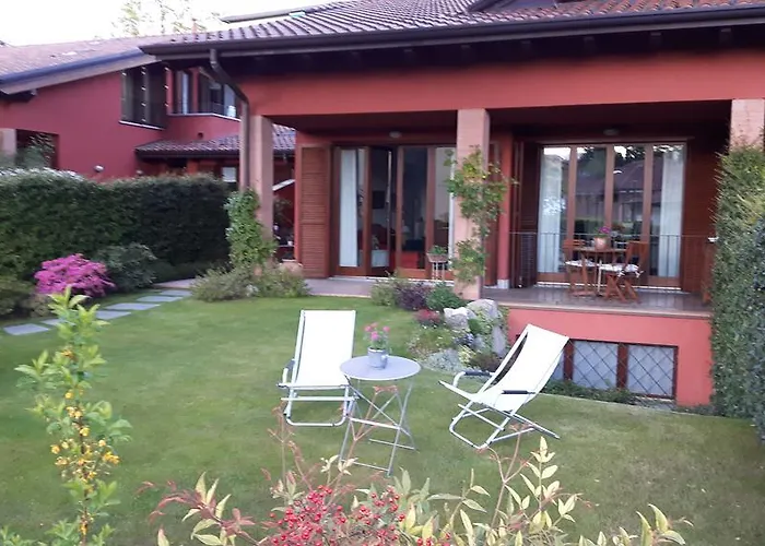 Douglas House Couette-café *