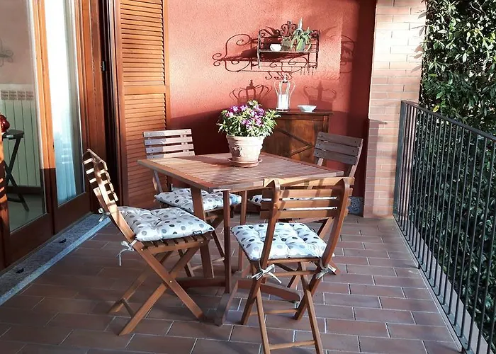 Couette-café Douglas House Varèse